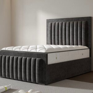Romero Panel Line Border Bed, Angle view