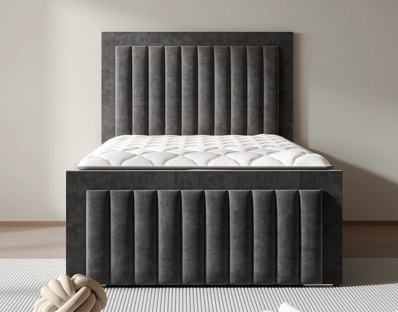 Romero Panel Line Border Bed, front view