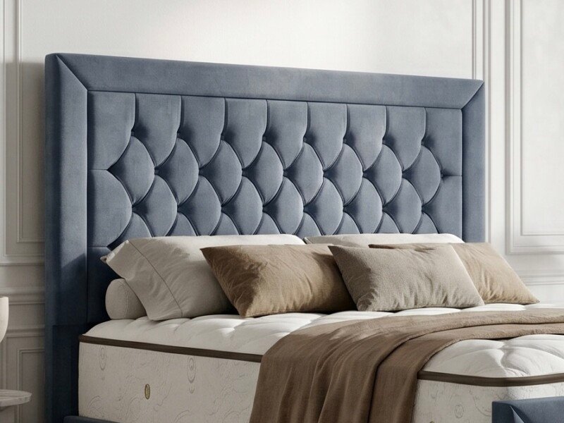 Hilton Chesterfield Bed | Swaye