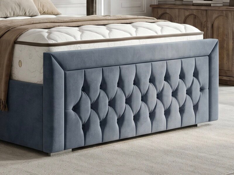 Hilton Chesterfield Bed | Swaye