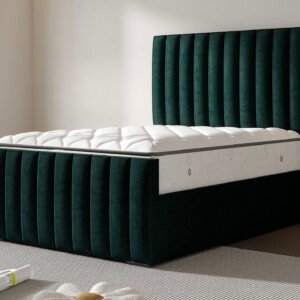 Sydney Panel Line Bed, Angle view