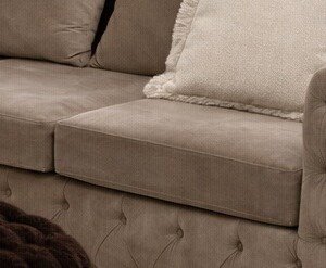 Amirah Chesterfield Corner Sofa, Seating cushions with piping