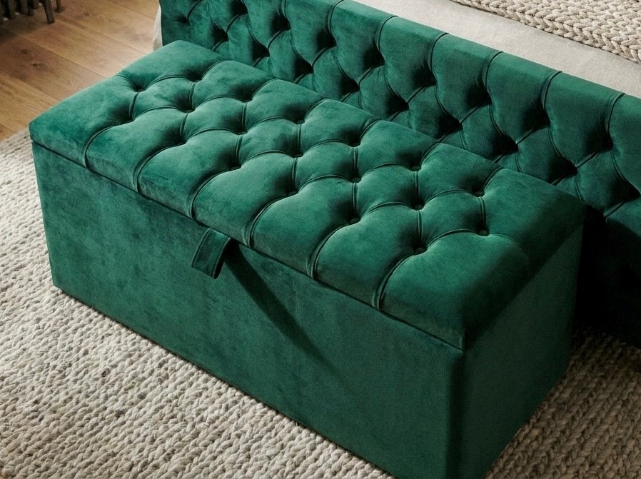 Roman Chesterfield Ottoman Storage Box | Swaye