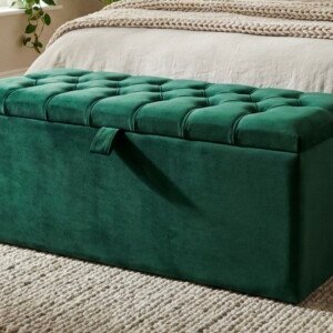 Roman Chesterfield Ottoman Storage Box – 6FT | Swaye